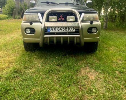 Зелений Міцубісі Паджеро Спорт, об'ємом двигуна 3 л та пробігом 315 тис. км за 4800 $, фото 1 на Automoto.ua