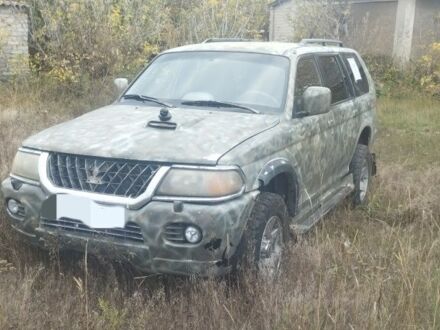 Мицубиси Паджеро Спорт 2001 в Петропавловке на Automoto.ua Зеленый Мицубиси Паджеро Спорт, объемом двигателя 2.5 л и пробегом 395 тыс. км за 5100 $, фото 1 на Automoto.ua
