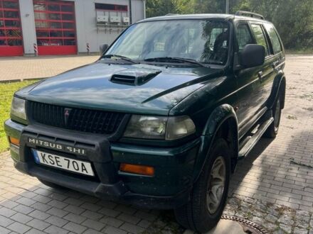 Мицубиси Паджеро Спорт 2001 в Ровно на Automoto.ua Зеленый Мицубиси Паджеро Спорт, объемом двигателя 0 л и пробегом 293 тыс. км за 4100 $, фото 1 на Automoto.ua