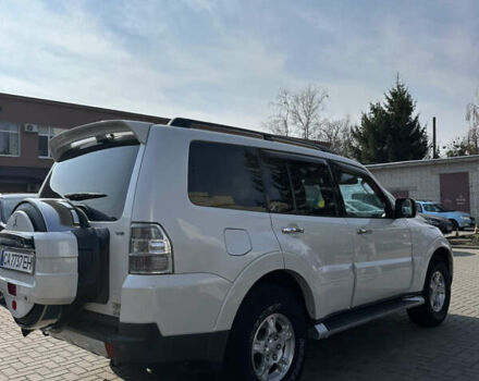 Белый Мицубиси Паджеро Вагон, объемом двигателя 3 л и пробегом 250 тыс. км за 10900 $, фото 5 на Automoto.ua