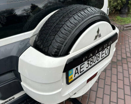 Белый Мицубиси Паджеро Вагон, объемом двигателя 3.2 л и пробегом 292 тыс. км за 12500 $, фото 54 на Automoto.ua