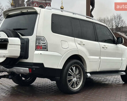 Белый Мицубиси Паджеро Вагон, объемом двигателя 3.2 л и пробегом 292 тыс. км за 12500 $, фото 13 на Automoto.ua