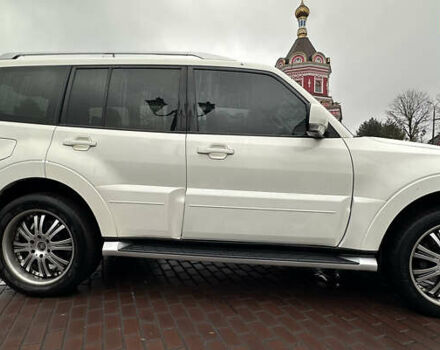 Белый Мицубиси Паджеро Вагон, объемом двигателя 3.2 л и пробегом 292 тыс. км за 12500 $, фото 11 на Automoto.ua