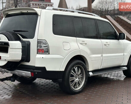 Белый Мицубиси Паджеро Вагон, объемом двигателя 3.2 л и пробегом 292 тыс. км за 12500 $, фото 12 на Automoto.ua