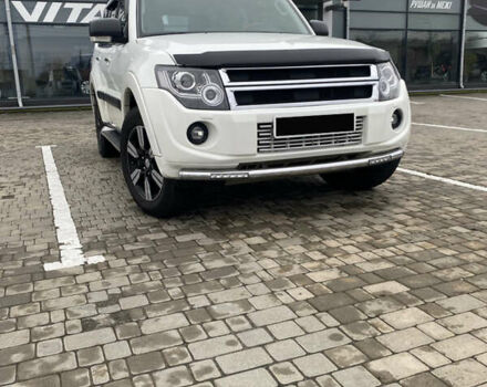 Белый Мицубиси Паджеро Вагон, объемом двигателя 0 л и пробегом 155 тыс. км за 17900 $, фото 1 на Automoto.ua