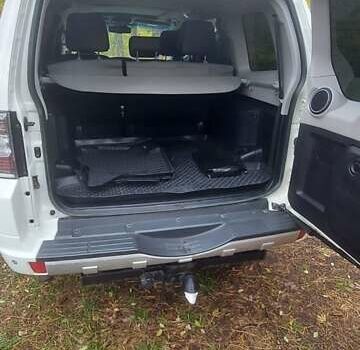 Білий Міцубісі Паджеро Вагон, об'ємом двигуна 3.2 л та пробігом 226 тис. км за 19500 $, фото 18 на Automoto.ua