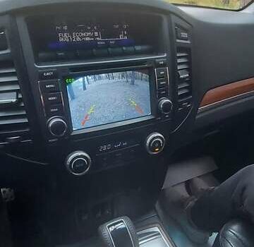 Білий Міцубісі Паджеро Вагон, об'ємом двигуна 3.2 л та пробігом 226 тис. км за 19500 $, фото 26 на Automoto.ua