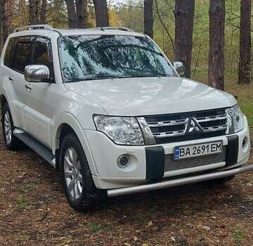 Білий Міцубісі Паджеро Вагон, об'ємом двигуна 3.2 л та пробігом 226 тис. км за 19500 $, фото 8 на Automoto.ua