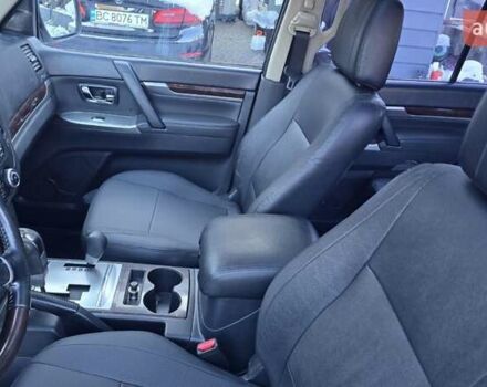 Белый Мицубиси Паджеро Вагон, объемом двигателя 3.5 л и пробегом 220 тыс. км за 14500 $, фото 19 на Automoto.ua