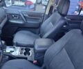 Белый Мицубиси Паджеро Вагон, объемом двигателя 3.5 л и пробегом 220 тыс. км за 14500 $, фото 19 на Automoto.ua
