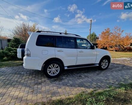 Білий Міцубісі Паджеро Вагон, об'ємом двигуна 3.2 л та пробігом 175 тис. км за 18500 $, фото 3 на Automoto.ua