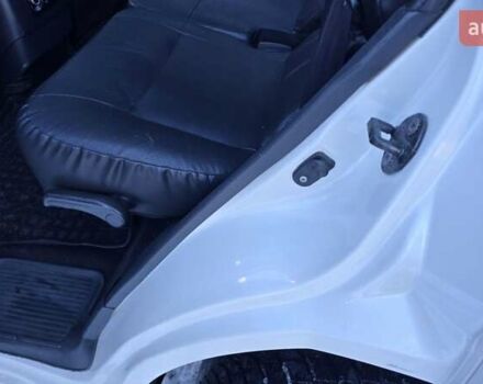 Белый Мицубиси Паджеро Вагон, объемом двигателя 3.5 л и пробегом 233 тыс. км за 14500 $, фото 15 на Automoto.ua