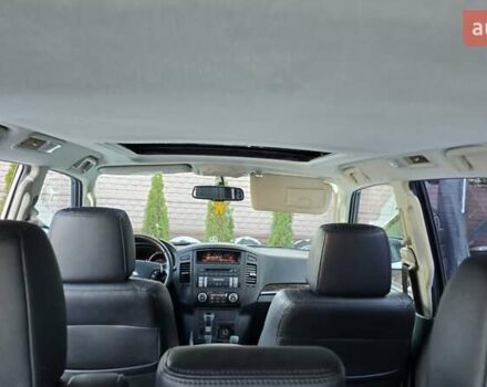 Белый Мицубиси Паджеро Вагон, объемом двигателя 3.5 л и пробегом 233 тыс. км за 14500 $, фото 10 на Automoto.ua