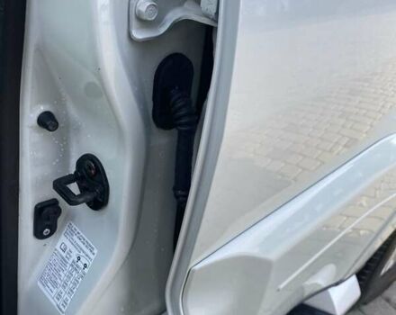 Білий Міцубісі Паджеро Вагон, об'ємом двигуна 3.2 л та пробігом 144 тис. км за 21999 $, фото 12 на Automoto.ua