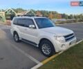 Білий Міцубісі Паджеро Вагон, об'ємом двигуна 3.2 л та пробігом 240 тис. км за 22000 $, фото 4 на Automoto.ua