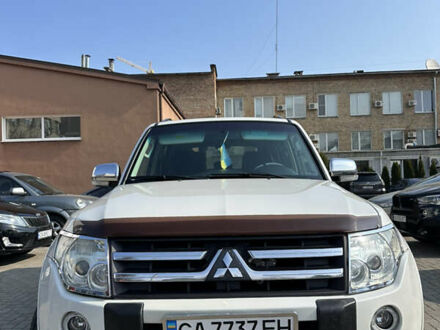 Мицубиси Паджеро Вагон 2007 в Черкассах на Automoto.ua Белый Мицубиси Паджеро Вагон, объемом двигателя 3 л и пробегом 250 тыс. км за 10900 $, фото 1 на Automoto.ua