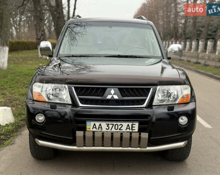 Бежевый Мицубиси Паджеро Вагон, объемом двигателя 3.5 л и пробегом 300 тыс. км за 7800 $, фото 3 на Automoto.ua