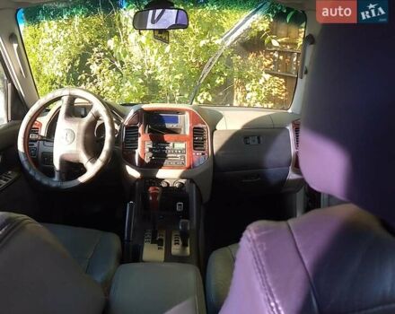 Бежевий Міцубісі Паджеро Вагон, об'ємом двигуна 2.97 л та пробігом 220 тис. км за 7500 $, фото 11 на Automoto.ua