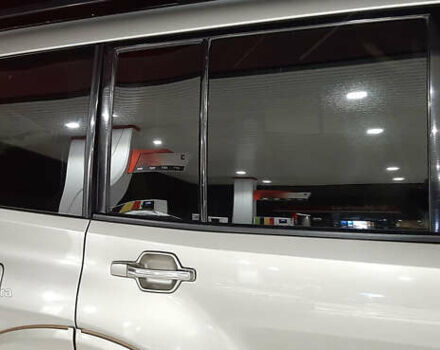 Бежевий Міцубісі Паджеро Вагон, об'ємом двигуна 3.2 л та пробігом 343 тис. км за 10300 $, фото 6 на Automoto.ua