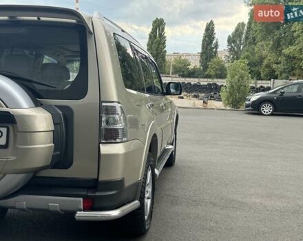 Бежевый Мицубиси Паджеро Вагон, объемом двигателя 3.2 л и пробегом 215 тыс. км за 13888 $, фото 99 на Automoto.ua