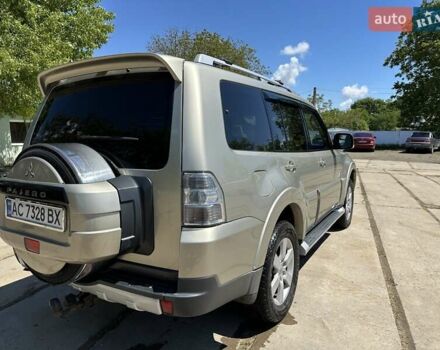 Міцубісі Паджеро Вагон 2007 у Овидиополе на Automoto.ua Бежевий Міцубісі Паджеро Вагон, об'ємом двигуна 3.2 л та пробігом 320 тис. км за 14500 $, фото 8 на Automoto.ua