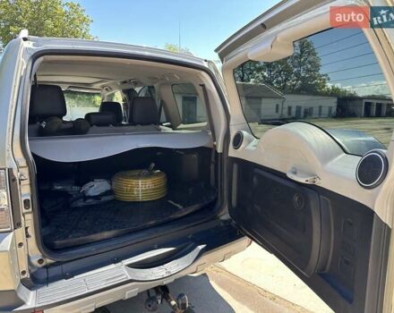 Міцубісі Паджеро Вагон 2007 у Овидиополе на Automoto.ua Бежевий Міцубісі Паджеро Вагон, об'ємом двигуна 3.2 л та пробігом 320 тис. км за 14500 $, фото 6 на Automoto.ua