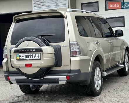 Міцубісі Паджеро Вагон 2007 у Миколаєві на Automoto.ua Бежевий Міцубісі Паджеро Вагон, об'ємом двигуна 3.83 л та пробігом 195 тис. км за 12999 $, фото 25 на Automoto.ua