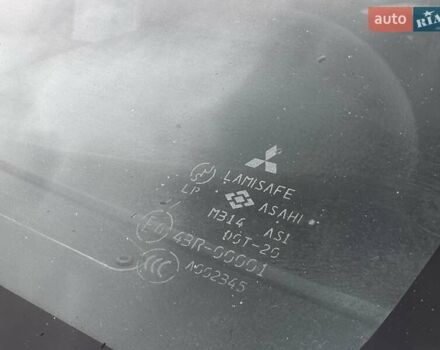 Бежевый Мицубиси Паджеро Вагон, объемом двигателя 3.83 л и пробегом 196 тыс. км за 13750 $, фото 73 на Automoto.ua