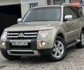 Міцубісі Паджеро Вагон 2007 у Миколаєві на Automoto.ua Бежевий Міцубісі Паджеро Вагон, об'ємом двигуна 3.83 л та пробігом 195 тис. км за 12999 $, фото 1 на Automoto.ua
