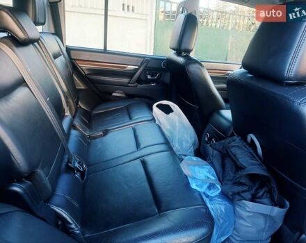 Бежевый Мицубиси Паджеро Вагон, объемом двигателя 3.2 л и пробегом 210 тыс. км за 12800 $, фото 22 на Automoto.ua