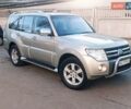 Бежевый Мицубиси Паджеро Вагон, объемом двигателя 3.2 л и пробегом 210 тыс. км за 12800 $, фото 1 на Automoto.ua