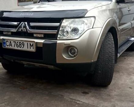 Бежевий Міцубісі Паджеро Вагон, об'ємом двигуна 3.2 л та пробігом 188 тис. км за 14200 $, фото 9 на Automoto.ua