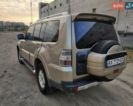 Бежевый Мицубиси Паджеро Вагон, объемом двигателя 2.97 л и пробегом 207 тыс. км за 7500 $, фото 3 на Automoto.ua