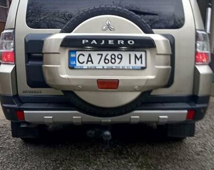 Бежевий Міцубісі Паджеро Вагон, об'ємом двигуна 3.2 л та пробігом 188 тис. км за 14200 $, фото 1 на Automoto.ua