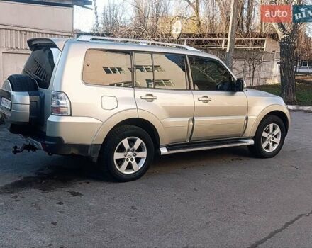 Бежевый Мицубиси Паджеро Вагон, объемом двигателя 3.2 л и пробегом 210 тыс. км за 12800 $, фото 10 на Automoto.ua