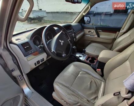 Бежевый Мицубиси Паджеро Вагон, объемом двигателя 2.97 л и пробегом 207 тыс. км за 7500 $, фото 13 на Automoto.ua