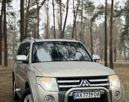 Бежевий Міцубісі Паджеро Вагон, об'ємом двигуна 3.2 л та пробігом 211 тис. км за 12800 $, фото 40 на Automoto.ua