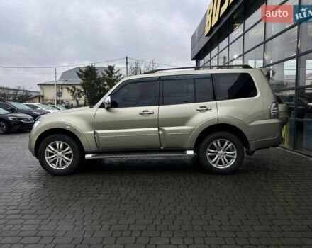 Бежевый Мицубиси Паджеро Вагон, объемом двигателя 3.2 л и пробегом 146 тыс. км за 19200 $, фото 3 на Automoto.ua
