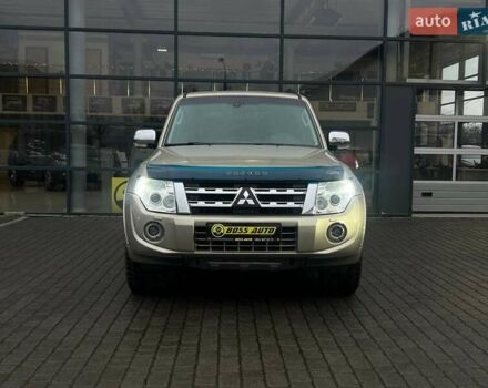 Бежевый Мицубиси Паджеро Вагон, объемом двигателя 3.2 л и пробегом 146 тыс. км за 19200 $, фото 1 на Automoto.ua