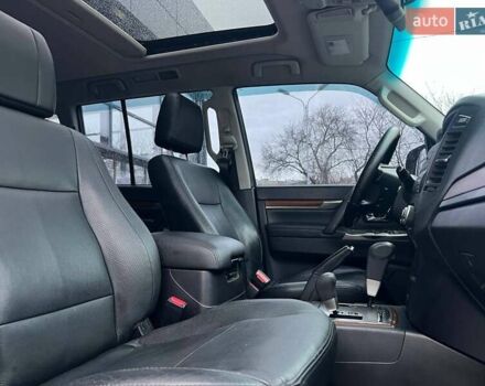 Бежевый Мицубиси Паджеро Вагон, объемом двигателя 3.2 л и пробегом 146 тыс. км за 19200 $, фото 20 на Automoto.ua