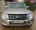 Бежевий Міцубісі Паджеро Вагон, об'ємом двигуна 3.2 л та пробігом 189 тис. км за 18300 $, фото 2 на Automoto.ua