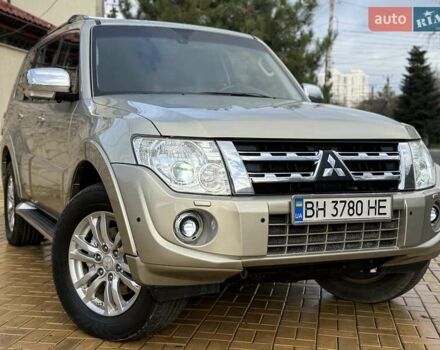 Бежевый Мицубиси Паджеро Вагон, объемом двигателя 3.2 л и пробегом 189 тыс. км за 18899 $, фото 10 на Automoto.ua