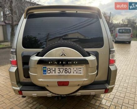 Бежевый Мицубиси Паджеро Вагон, объемом двигателя 3.2 л и пробегом 189 тыс. км за 18899 $, фото 7 на Automoto.ua