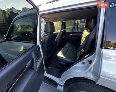 Бежевый Мицубиси Паджеро Вагон, объемом двигателя 3.2 л и пробегом 202 тыс. км за 21000 $, фото 14 на Automoto.ua