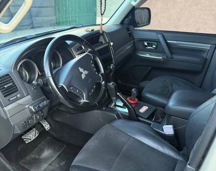 Бежевый Мицубиси Паджеро Вагон, объемом двигателя 2.97 л и пробегом 122 тыс. км за 28800 $, фото 8 на Automoto.ua