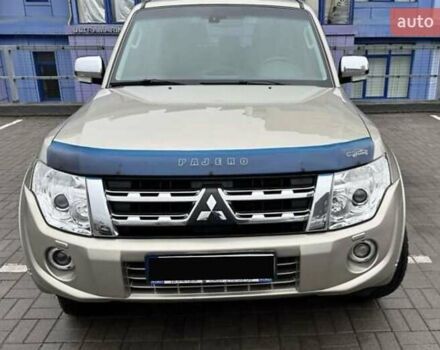 Бежевый Мицубиси Паджеро Вагон, объемом двигателя 3.2 л и пробегом 145 тыс. км за 19200 $, фото 1 на Automoto.ua