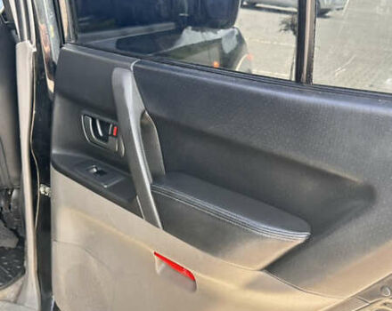 Черный Мицубиси Паджеро Вагон, объемом двигателя 3.5 л и пробегом 455 тыс. км за 6500 $, фото 11 на Automoto.ua