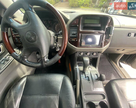 Чорний Міцубісі Паджеро Вагон, об'ємом двигуна 3.5 л та пробігом 188 тис. км за 8000 $, фото 14 на Automoto.ua