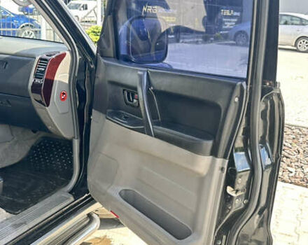 Черный Мицубиси Паджеро Вагон, объемом двигателя 3.5 л и пробегом 455 тыс. км за 6500 $, фото 8 на Automoto.ua