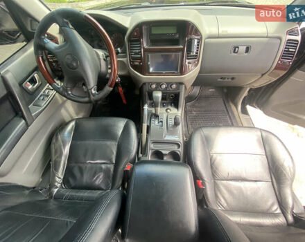 Чорний Міцубісі Паджеро Вагон, об'ємом двигуна 3.5 л та пробігом 188 тис. км за 8000 $, фото 18 на Automoto.ua